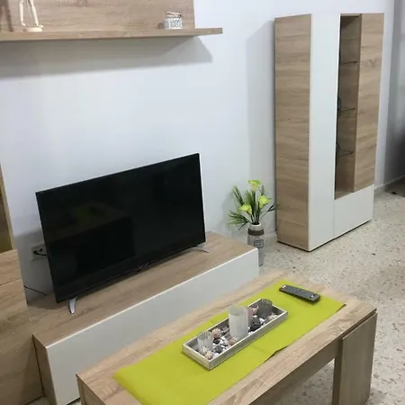 Casa De Corralon Cadice