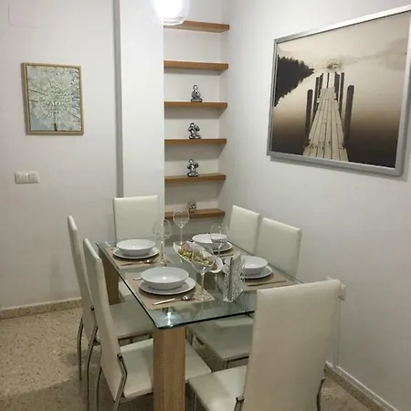 Casa De Corralon Cadice